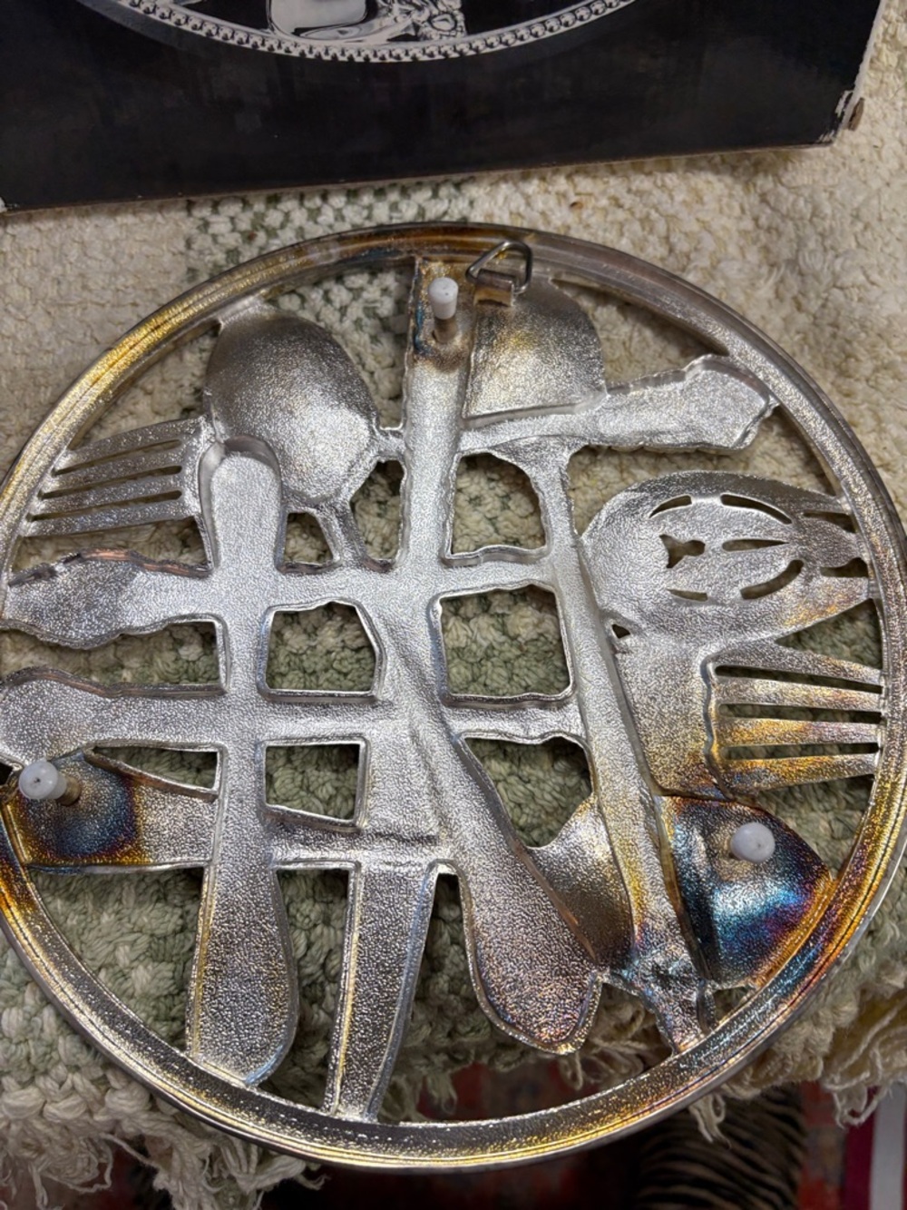 Godinger Silver-Plated Flatware Motif Trivet – Shiny Silver - Picture 5 of 5